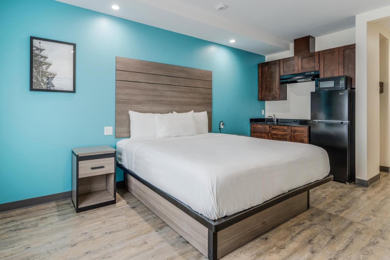 Red Lion Inn & Suites Katy Εξωτερικό φωτογραφία
