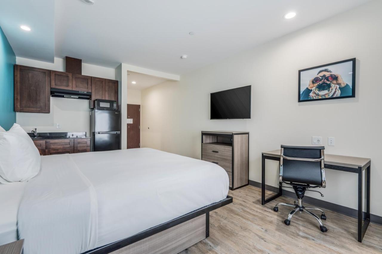 Red Lion Inn & Suites Katy Εξωτερικό φωτογραφία