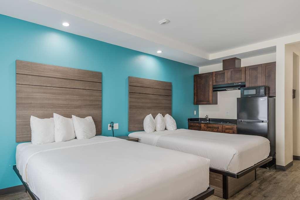 Red Lion Inn & Suites Katy Δωμάτιο φωτογραφία